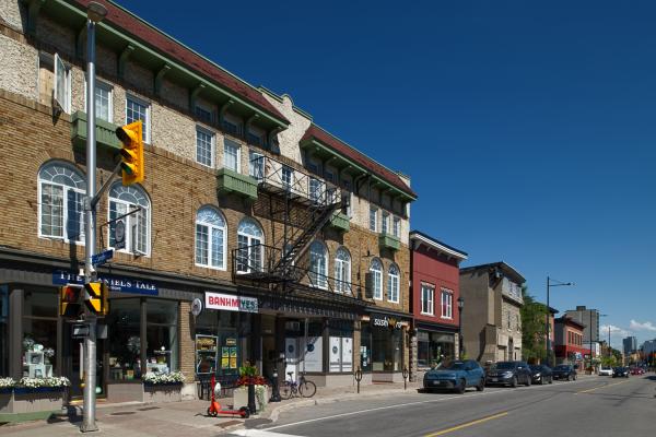 Hintonburg: 1131 Wellington St West